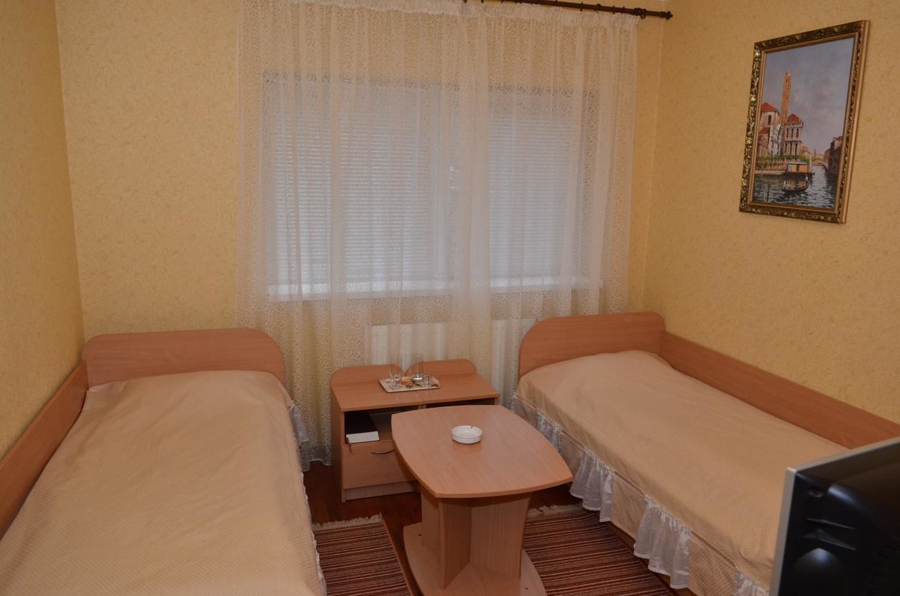 Отель Hotel Serpanok Tyachiv-27