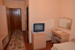 Отель Hotel Serpanok Tyachiv Двухместный номер с 2 отдельными кроватями-3